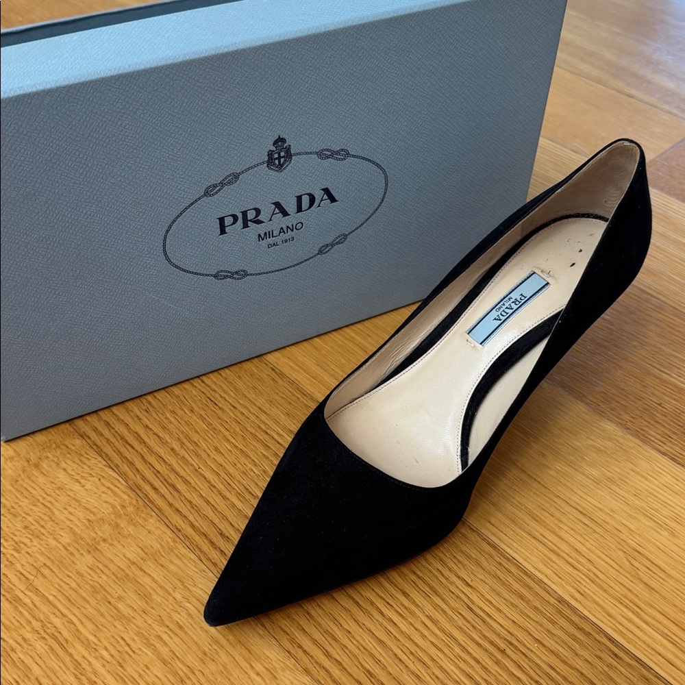 Prada Elegant Black Heels Size 9 - Picture 2 of 7